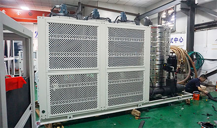 應用工業(yè)冷水機時有哪些安全規(guī)定要遵守？